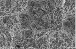 圖13-6 B區斷面微觀形貌